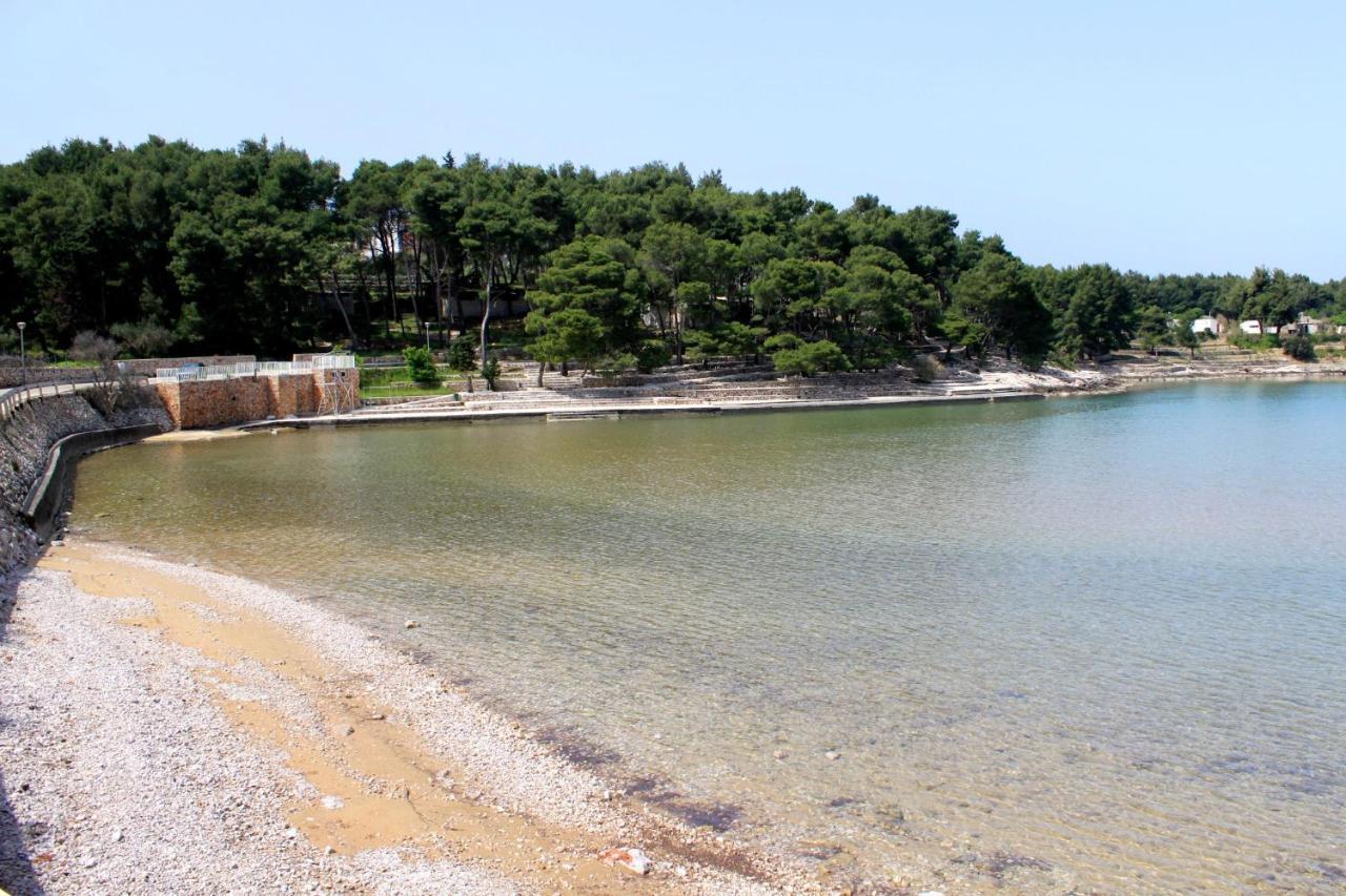 Apartments With A Parking Space Jelsa, Hvar - 8713 Jelsa  Εξωτερικό φωτογραφία
