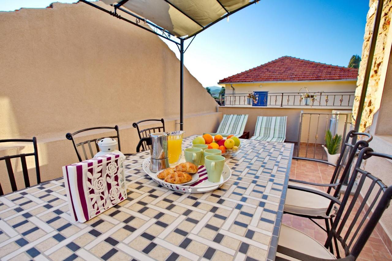 Apartments With A Parking Space Jelsa, Hvar - 8713 Jelsa  Εξωτερικό φωτογραφία