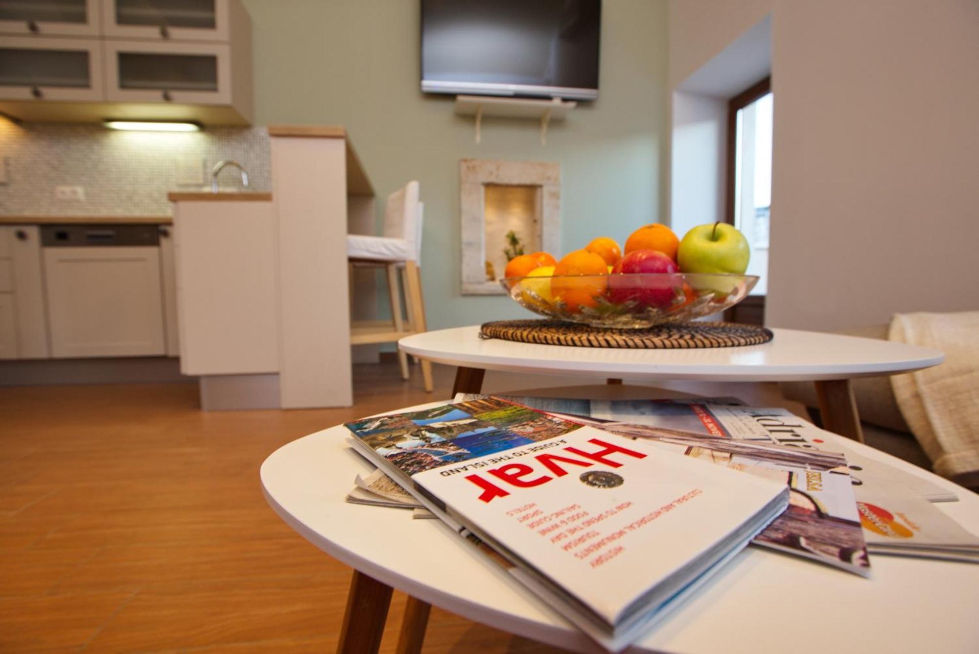 Apartments With A Parking Space Jelsa, Hvar - 8713 Jelsa  Δωμάτιο φωτογραφία